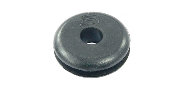 CAUCHO TAPA LATERAL GN RED.8X26X8,5 Paquete x 10 (206249)